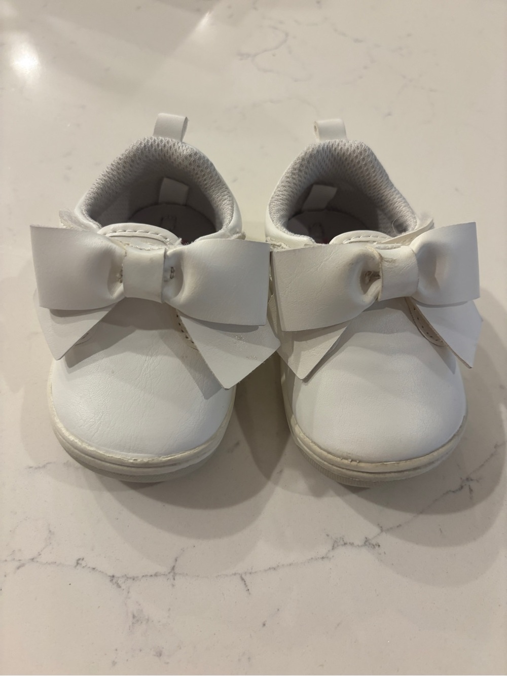 Infant sneakers size 3